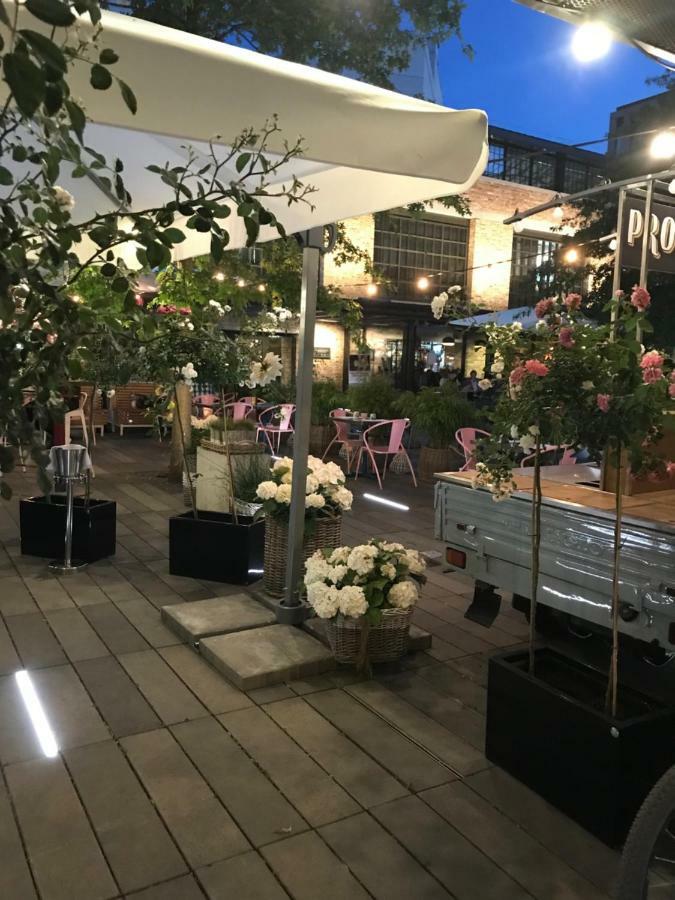 Warszawa Hoza 아파트 외부 사진