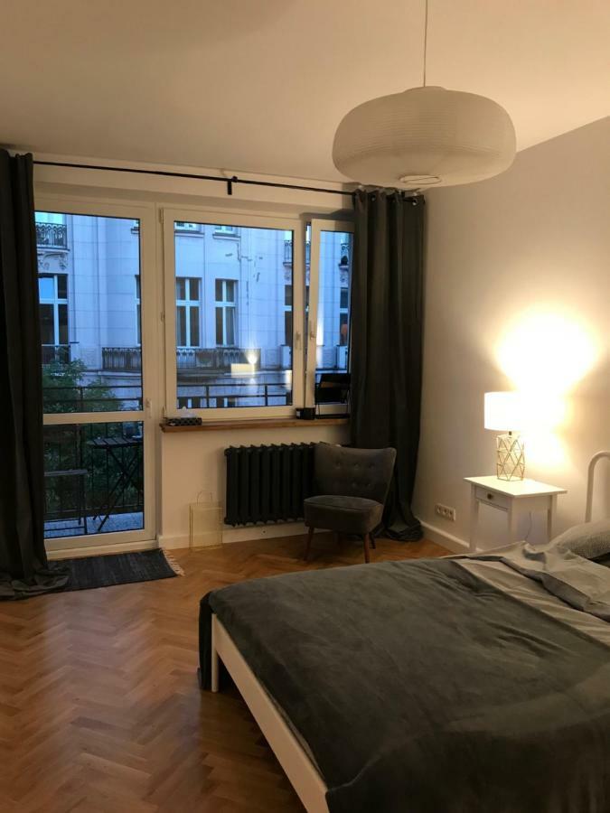 Warszawa Hoza 아파트 외부 사진
